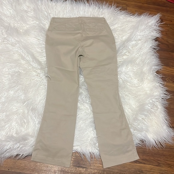 Girls school uniform - Picture 2 of 4